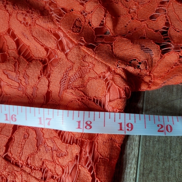 NWT Vince Camuto Lace Coral Pink Orange Sheath Dress Women's Size 10 3/4 Sleeves - Picture 10 of 16